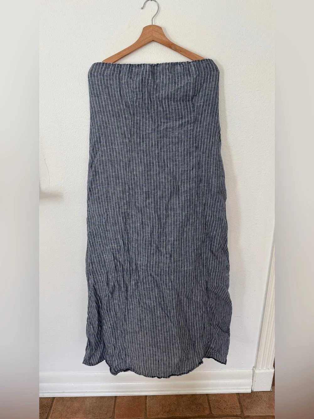 100% European Linen Strapless Maxi Dress - Picture 6 of 11